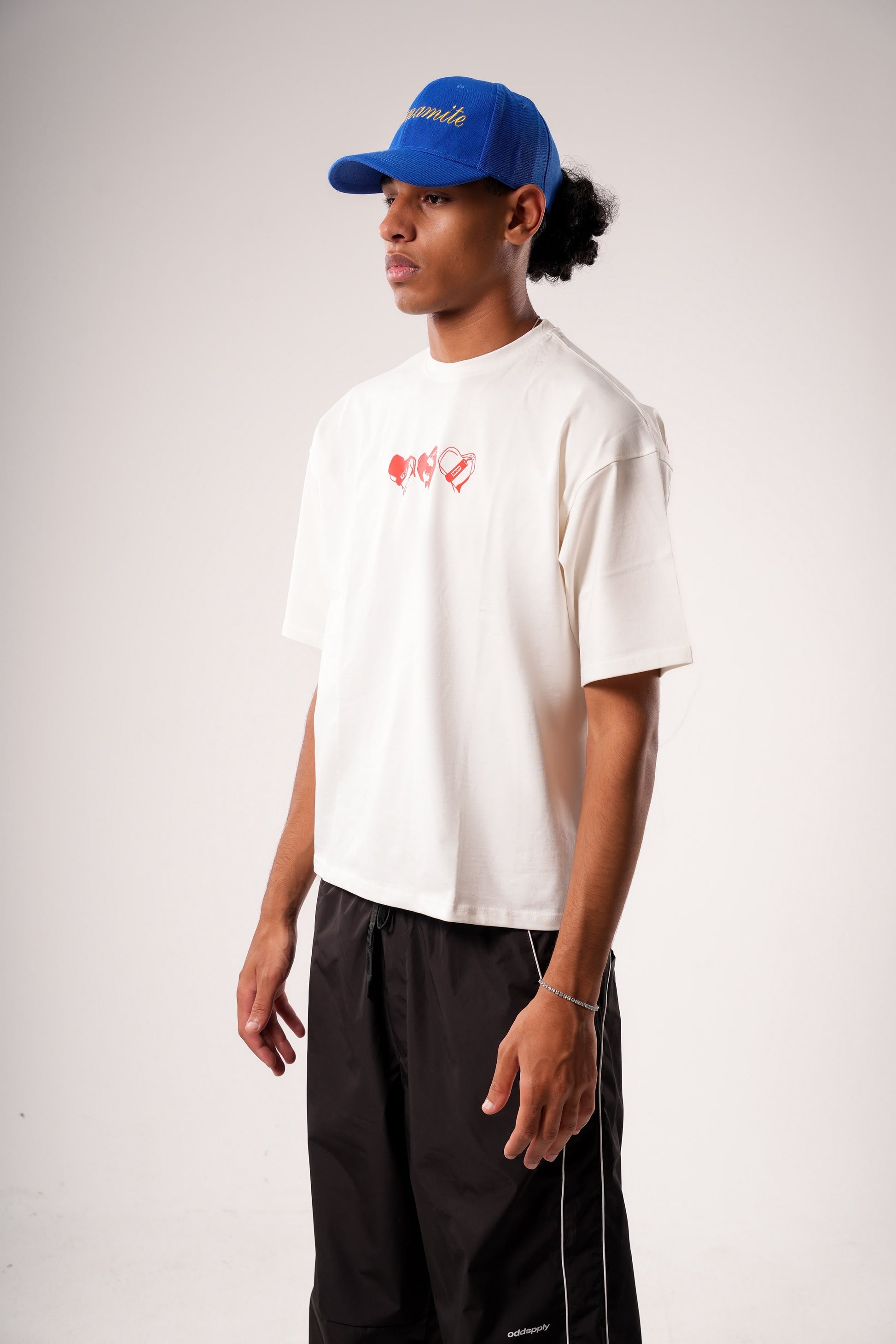 "MUTED EMOTIONS" GRAPHIC TEE