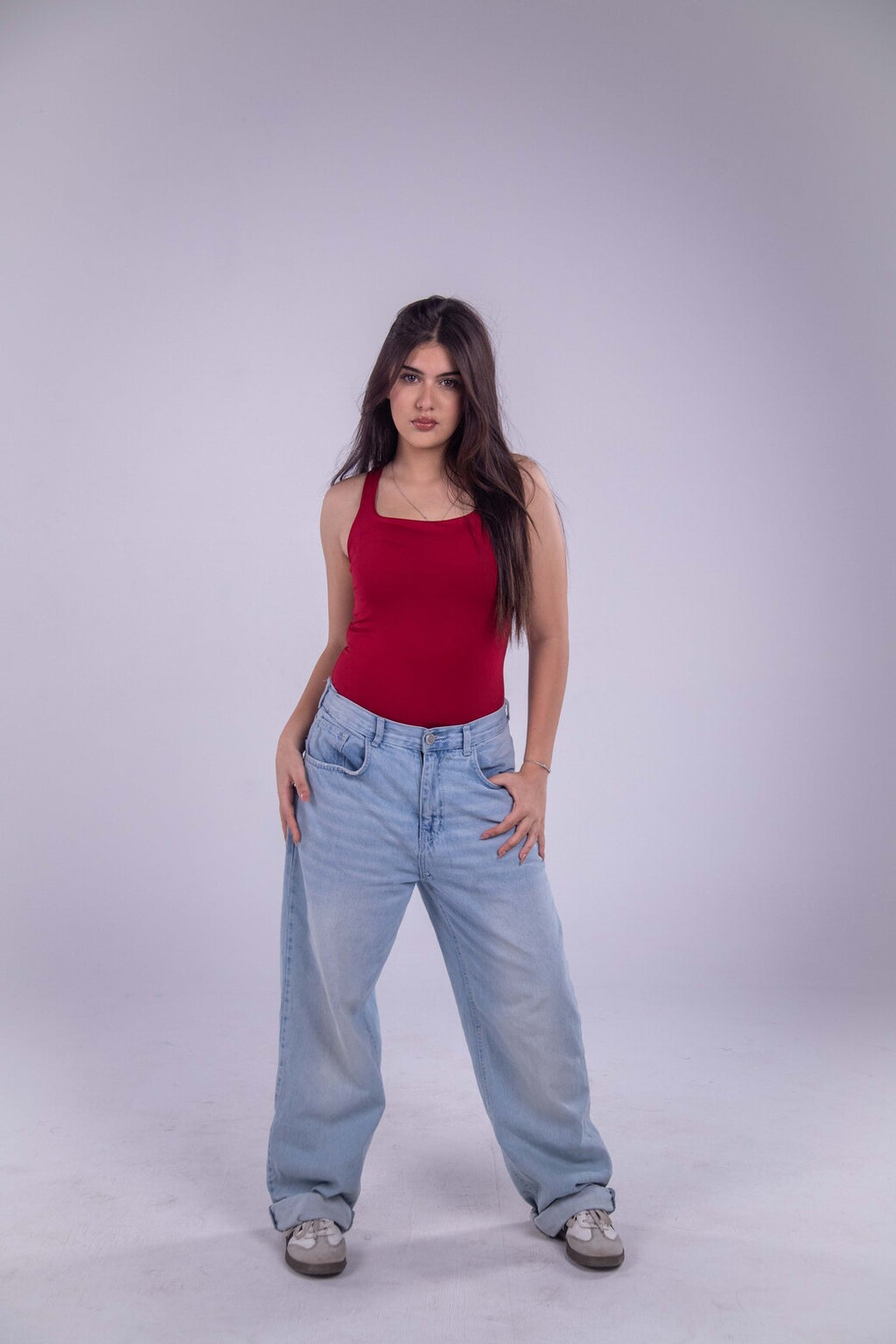 WIDE-PROFILE CUT-OFF TOP