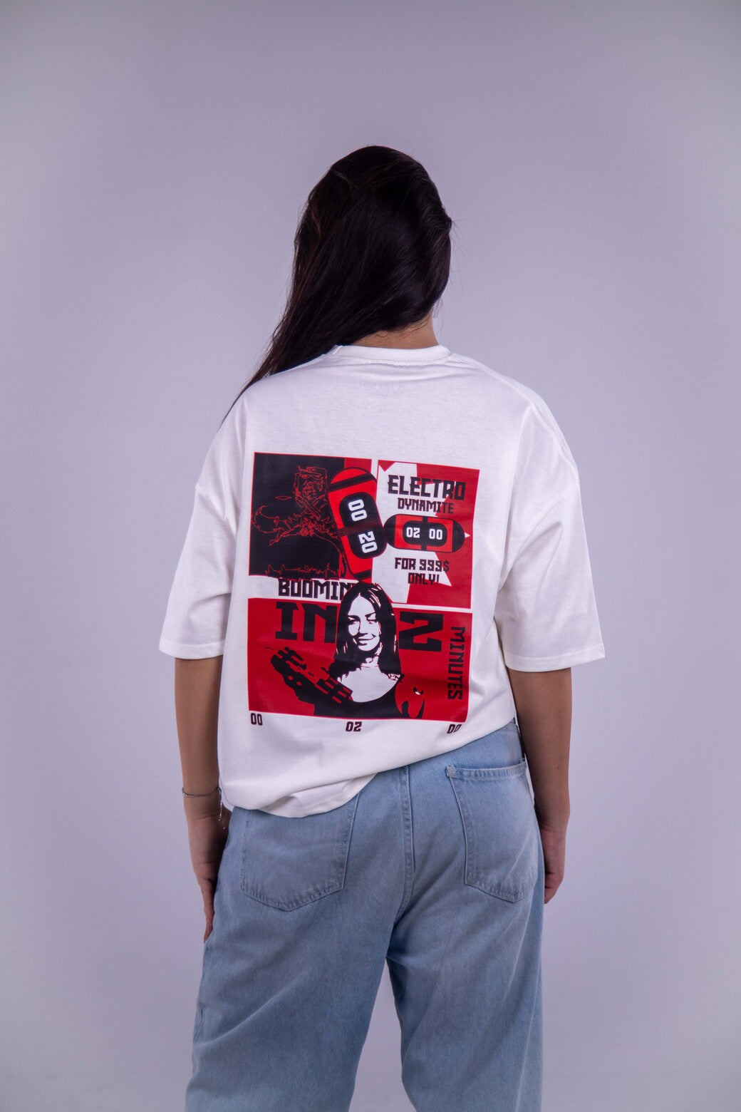 IN 2 MINUTES WHITE DYNAMITE T-SHIRT