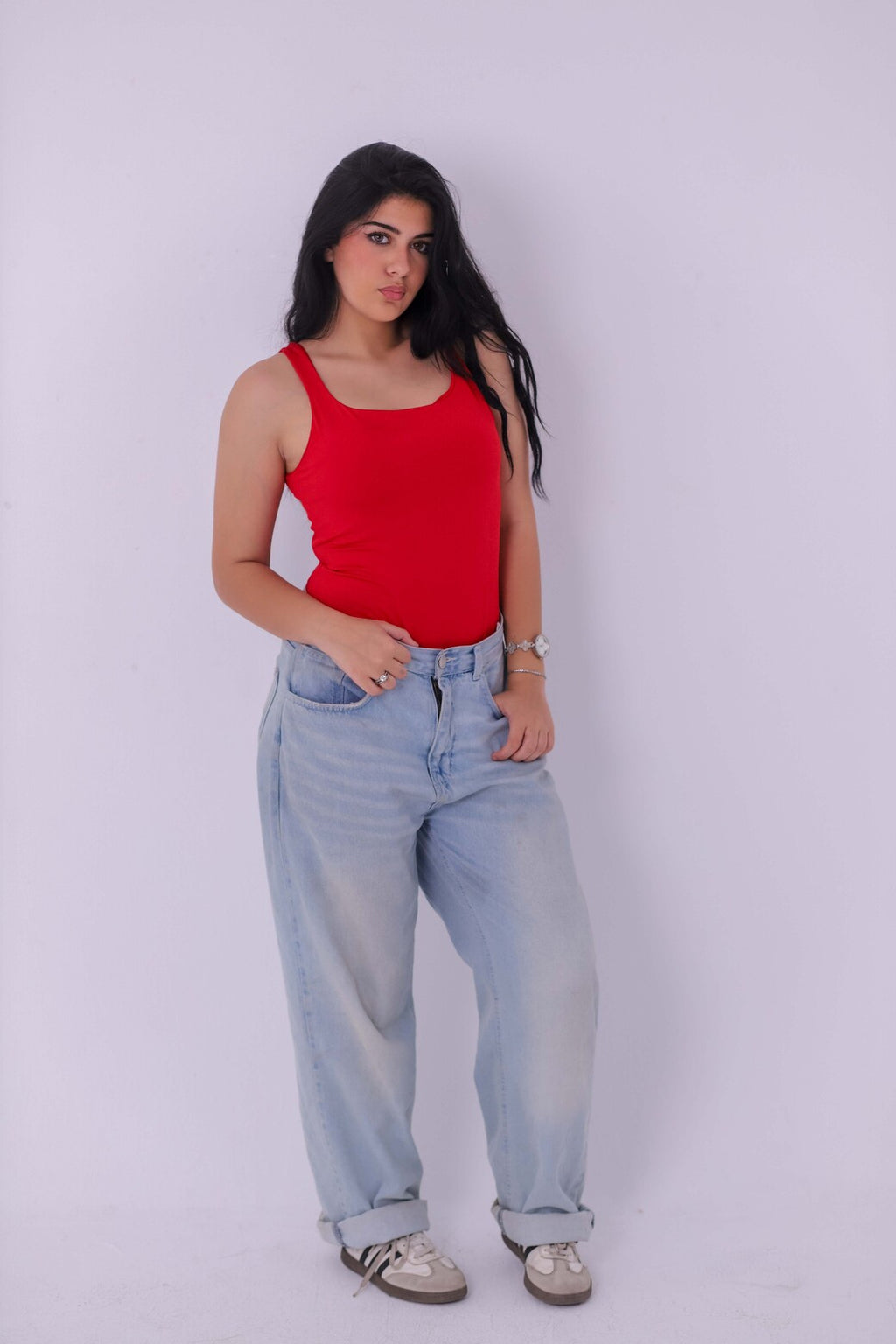 WIDE-PROFILE CUT-OFF TOP