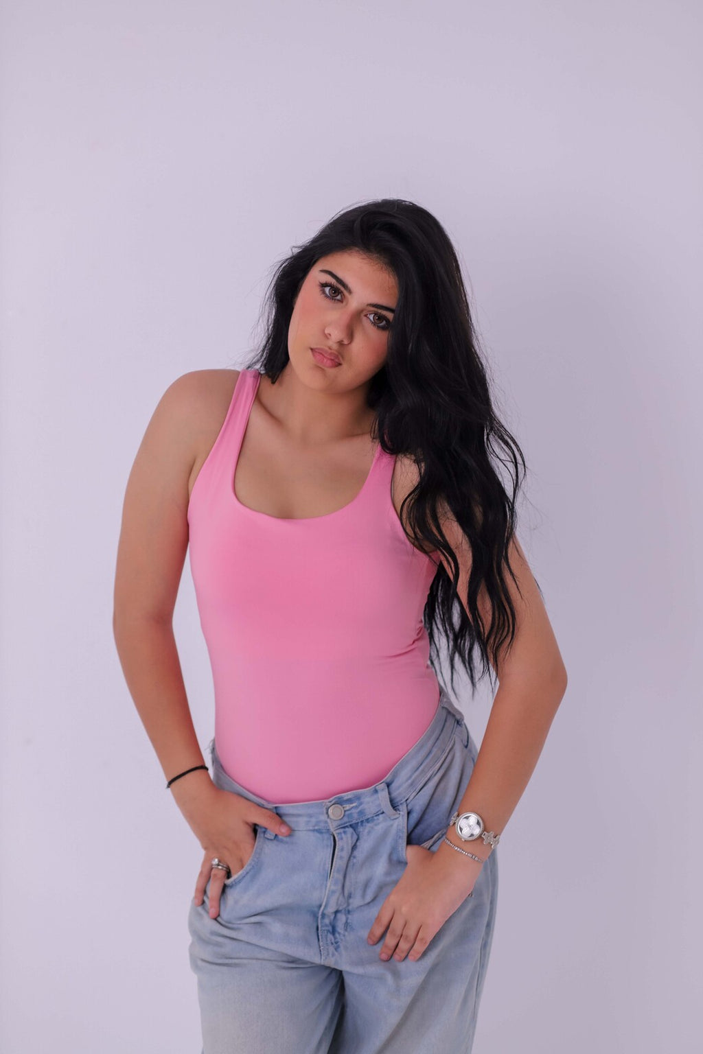 WIDE-PROFILE CUT-OFF TOP